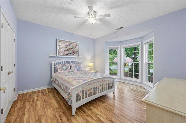 535 Willowwind Drive, Loganville, GA 30052