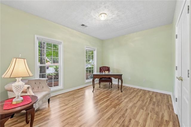 535 Willowwind Drive, Loganville, GA 30052