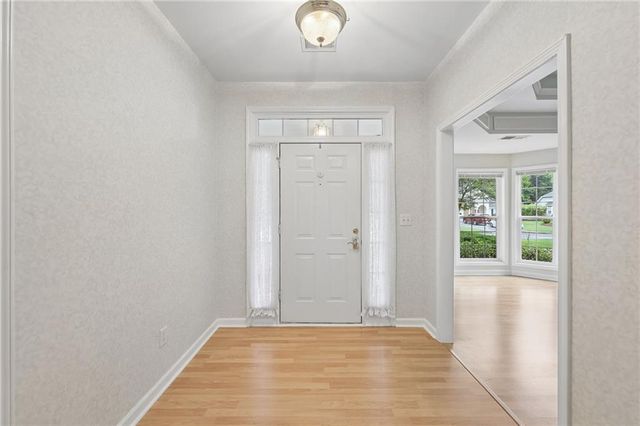535 Willowwind Drive, Loganville, GA 30052
