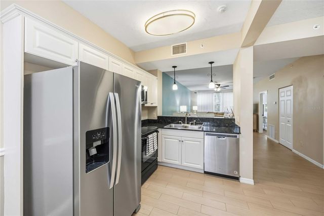 3506 54TH DRIVE W 103, Bradenton, FL 34210