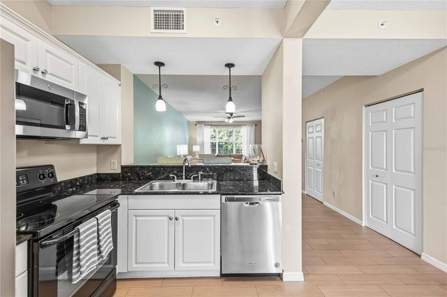 3506 54TH DRIVE W 103, Bradenton, FL 34210