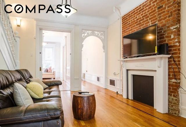578 W 183rd Street, New York City, NY 10033