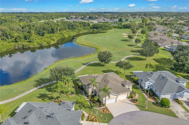 2451 SIFIELD GREENS WAY, Sun City Center, FL 33573