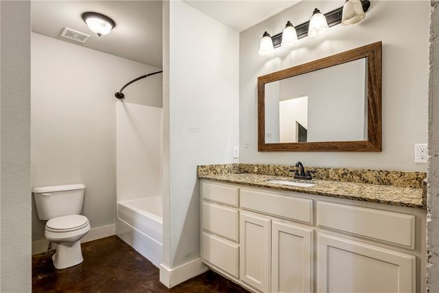 1615 Cresent Street, Bentonville, AR 72712