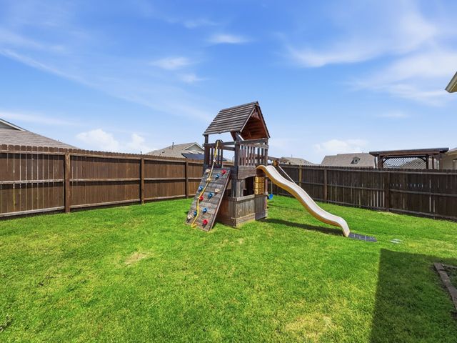 344 Navidad Trail, Fort Worth, TX 76052