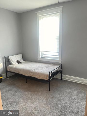 94 S 6TH ST, Darby, PA 19023