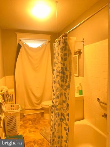 94 S 6TH ST, Darby, PA 19023