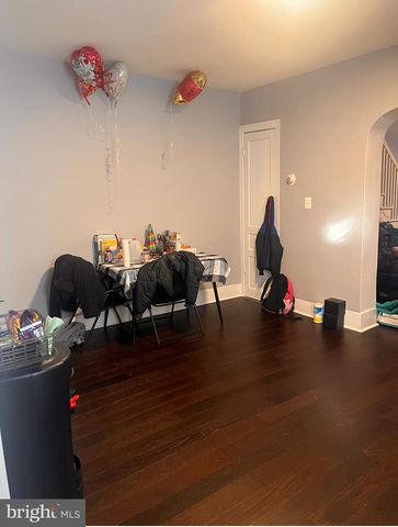94 S 6TH ST, Darby, PA 19023