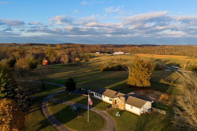 6553 Antioch Rd, Smithville, TN 37166