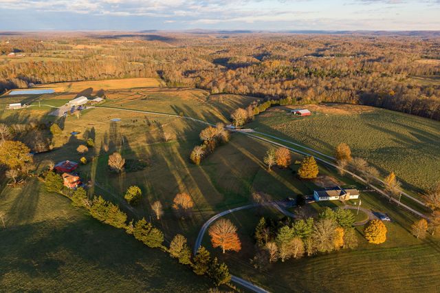 6553 Antioch Rd, Smithville, TN 37166