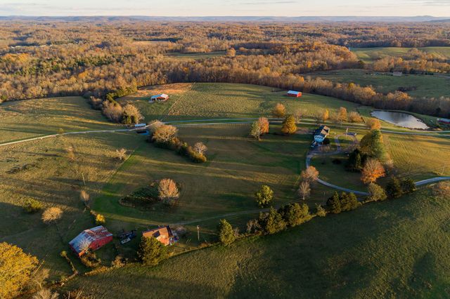 6553 Antioch Rd, Smithville, TN 37166