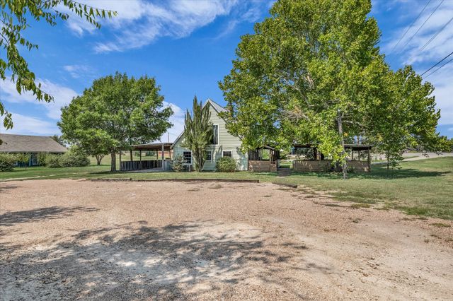 13267 China Spring Road, China Spring, TX 76633