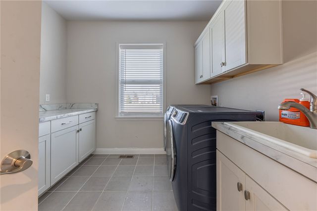 9501 Flatrock Drive, Washington Twp, OH 45458