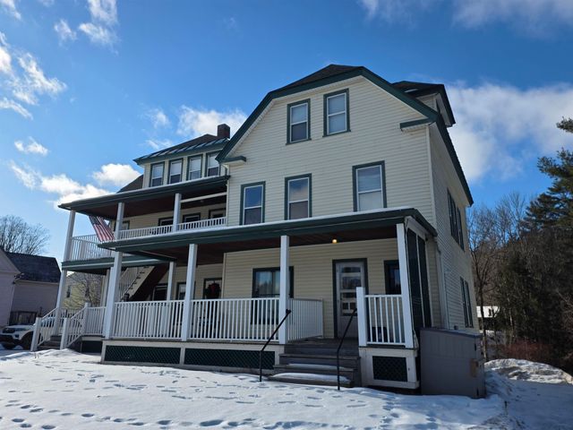 32 Wesley Drive, St. Johnsbury, VT 05819