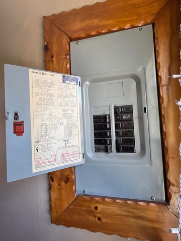 32 Wesley Drive, St. Johnsbury, VT 05819