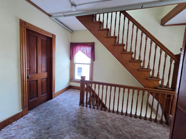 32 Wesley Drive, St. Johnsbury, VT 05819