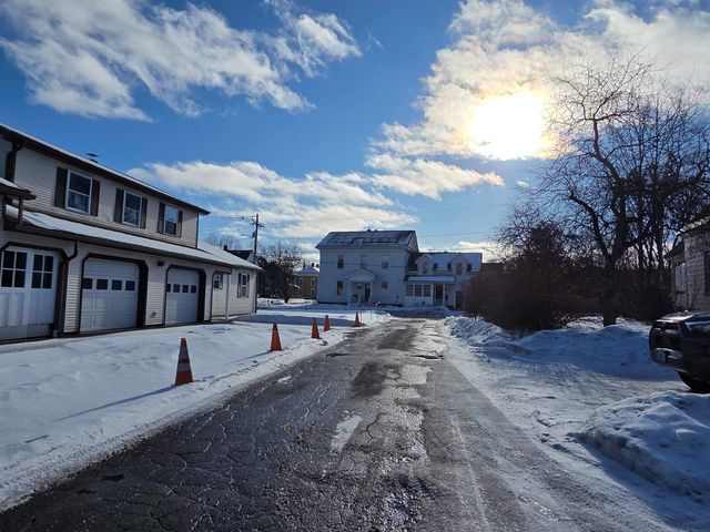 32 Wesley Drive, St. Johnsbury, VT 05819