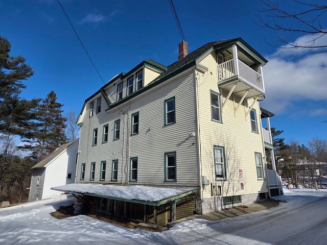 32 Wesley Drive, St. Johnsbury, VT 05819