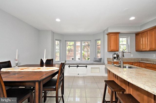 919 N AMERICAN ST, Philadelphia, PA 19123