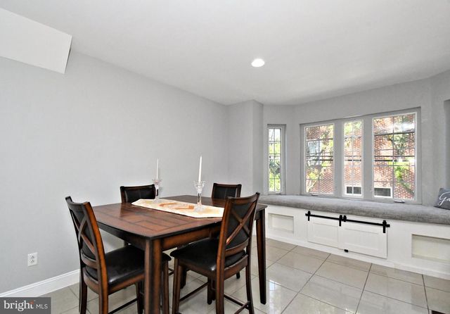 919 N AMERICAN ST, Philadelphia, PA 19123