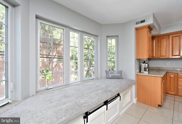 919 N AMERICAN ST, Philadelphia, PA 19123