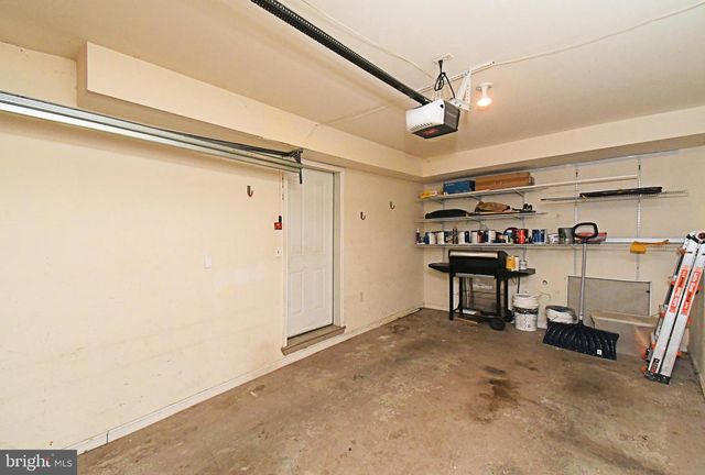 919 N AMERICAN ST, Philadelphia, PA 19123