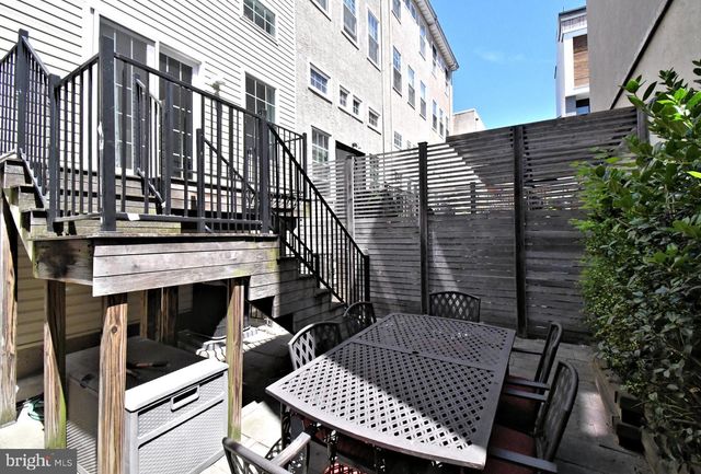 919 N AMERICAN ST, Philadelphia, PA 19123