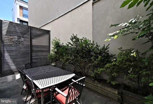 919 N AMERICAN ST, Philadelphia, PA 19123