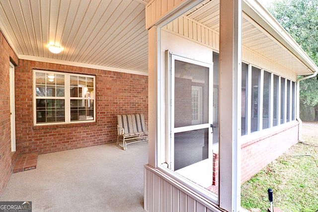 4898 Timberwood Drive, Hahira, GA 31632