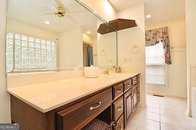 4898 Timberwood Drive, Hahira, GA 31632