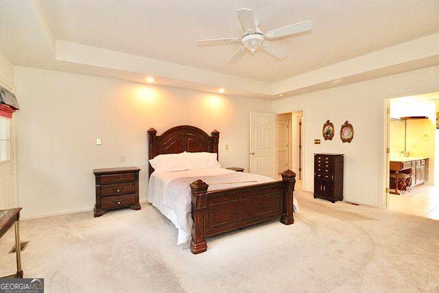 4898 Timberwood Drive, Hahira, GA 31632