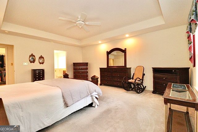 4898 Timberwood Drive, Hahira, GA 31632