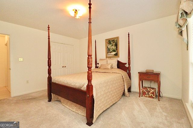 4898 Timberwood Drive, Hahira, GA 31632