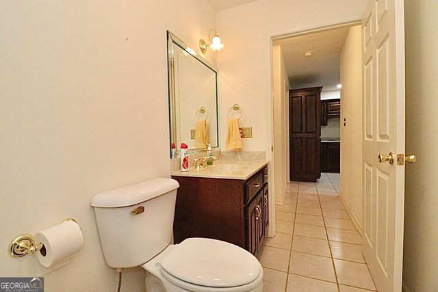 4898 Timberwood Drive, Hahira, GA 31632