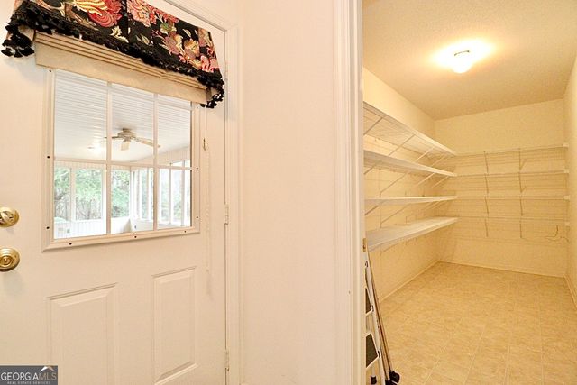 4898 Timberwood Drive, Hahira, GA 31632