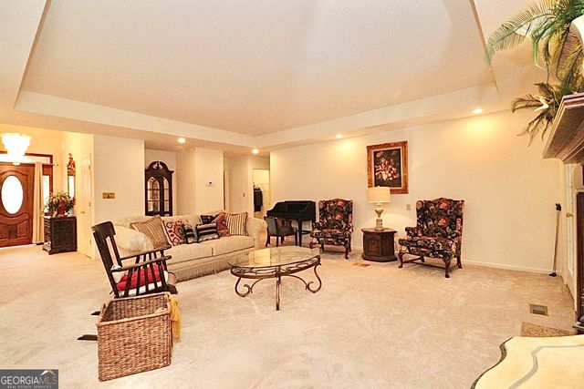 4898 Timberwood Drive, Hahira, GA 31632