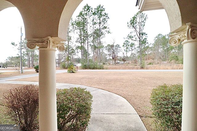 4898 Timberwood Drive, Hahira, GA 31632