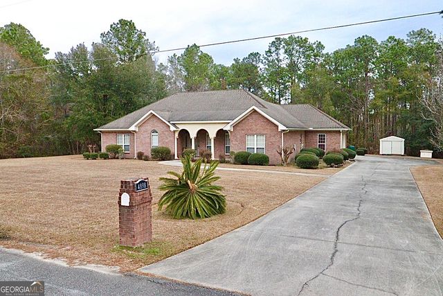 4898 Timberwood Drive, Hahira, GA 31632