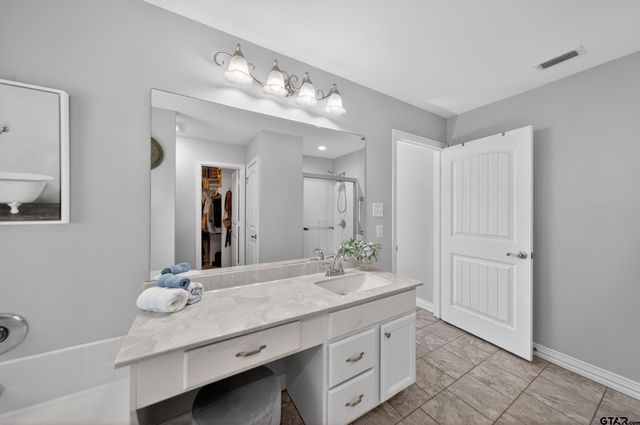 17171 Mary Martin Drive, Flint, TX 75762