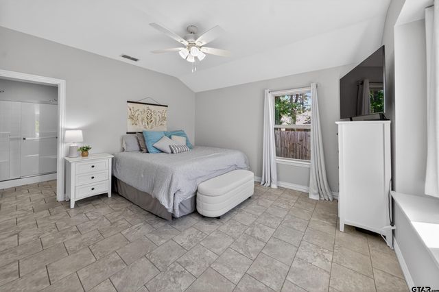 17171 Mary Martin Drive, Flint, TX 75762