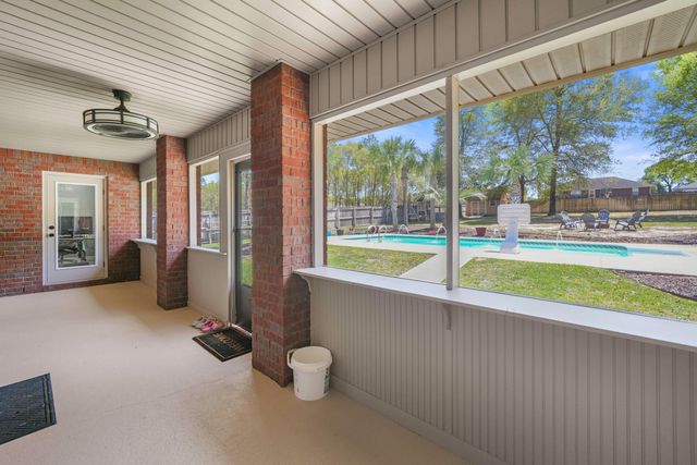 2341 Barberee Drive, Crestview, FL 32536