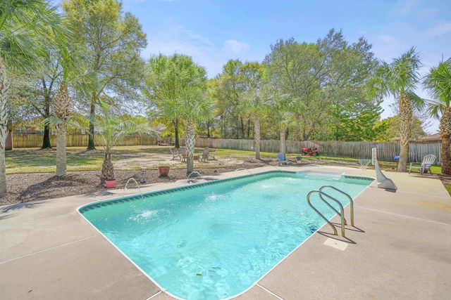 2341 Barberee Drive, Crestview, FL 32536