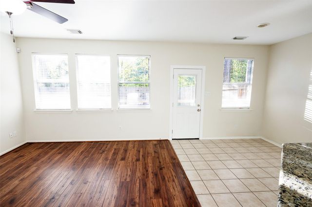 11 Summerhaze Circle, The Woodlands, TX 77382