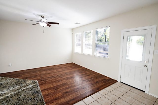11 Summerhaze Circle, The Woodlands, TX 77382