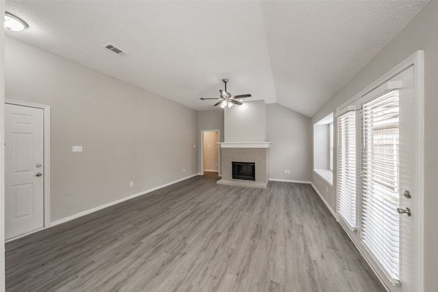 3232 Rosebank Drive, Dallas, TX 75228