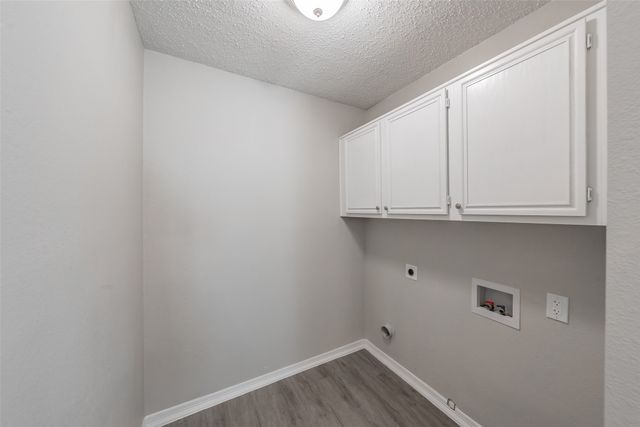 3232 Rosebank Drive, Dallas, TX 75228
