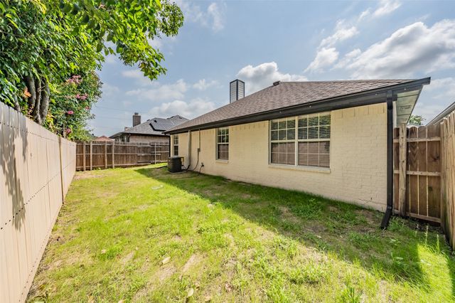 3232 Rosebank Drive, Dallas, TX 75228