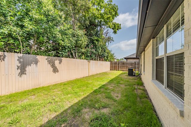 3232 Rosebank Drive, Dallas, TX 75228