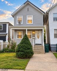 532 High St, Perth Amboy City, NJ 08861