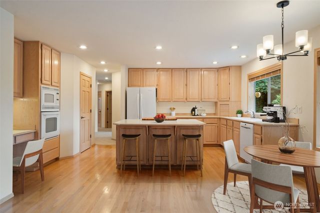 20312 131st Place SE, Kent, WA 98031
